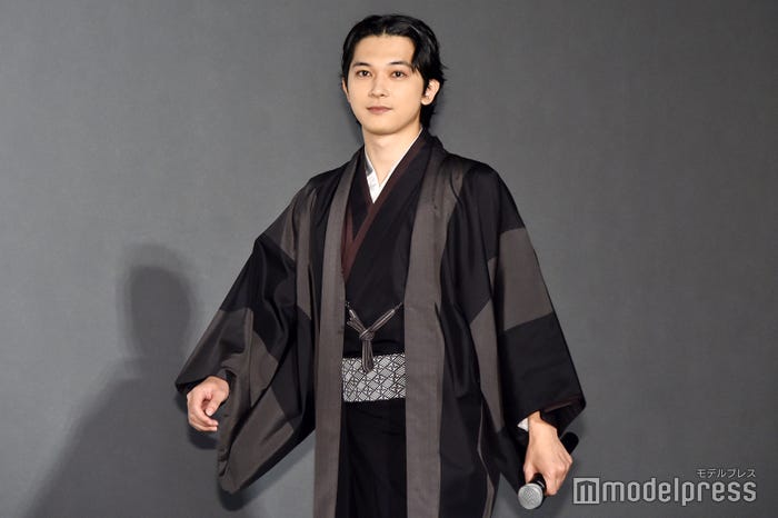 吉沢亮(C)モデルプレス