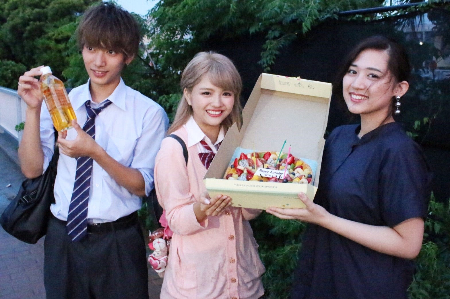 なちょす＆那須泰斗、中村舞子／メイキングカット（提供写真）