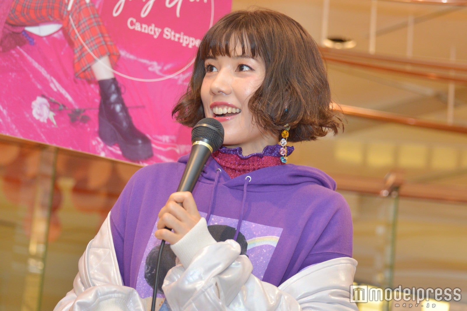 仲里依紗 派手ファッションに夫 中尾明慶 息子の反応は モデルプレス
