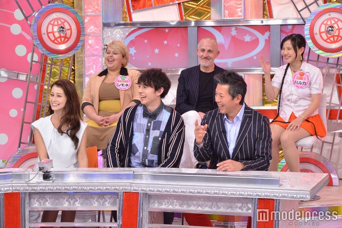 (左から)ダレノガレ明美、ハリー杉山、パンチ佐藤/画像提供:毎日放送