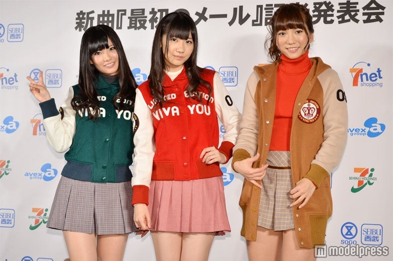 フレンチ・キス（左から：倉持明日香、柏木由紀、高城亜樹）