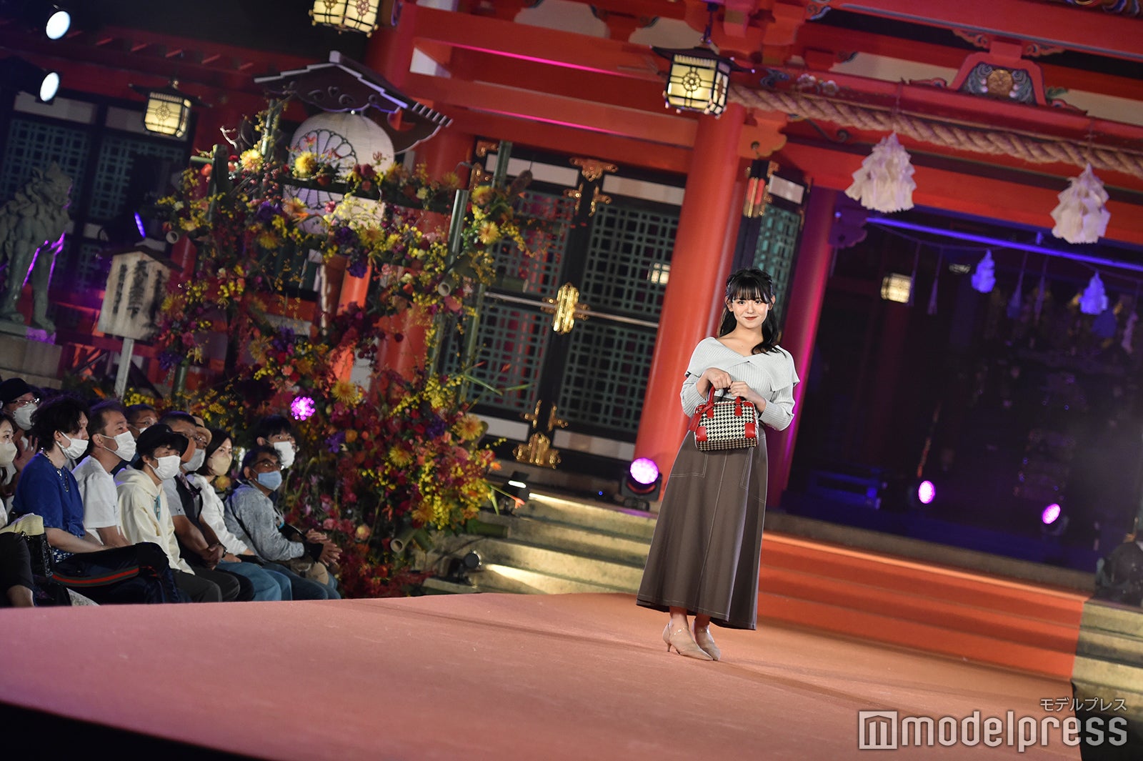 峯吉愛梨沙（C）モデルプレス