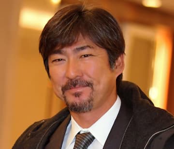 小笠原道大氏に「流石笑顔のプロ」愛娘のタレント・小笠原茉由が親子2ショでwファン歓喜「いい顔しとるのぉー！」「かっこいい」