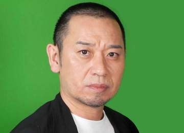 千鳥大悟 「コレ、20万すんねん」上京後に好んだ衝撃ファッション 東京に染まった証？！金網風の独特デザイン