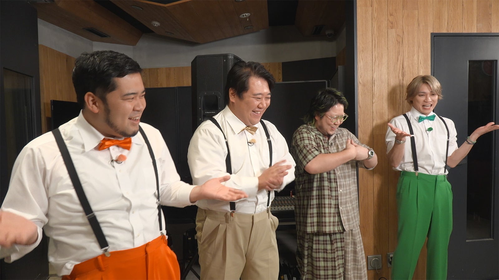松井ケムリ、こっちのけんと、二階堂高嗣（C）blowout Music Labels