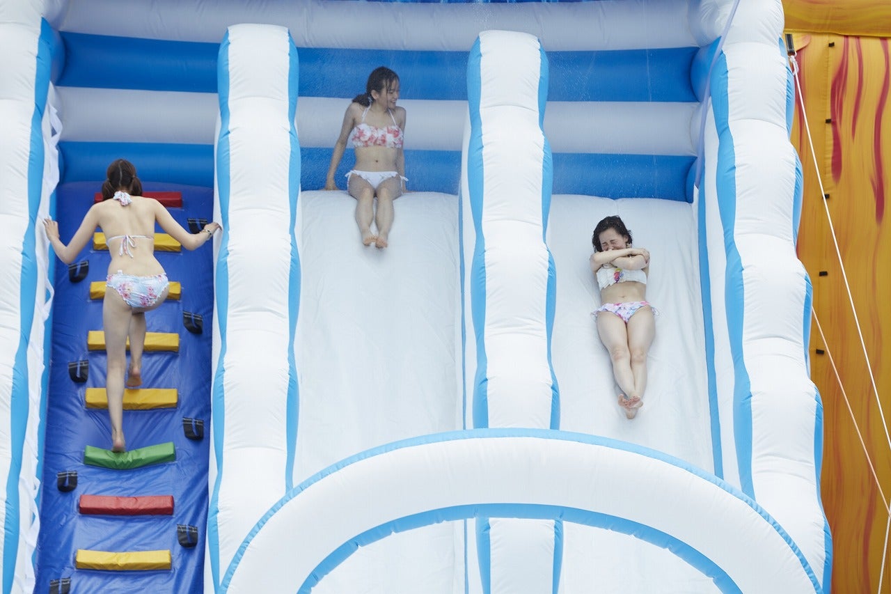 ブーメランスライダーが新登場／画像提供：ハウステンボス