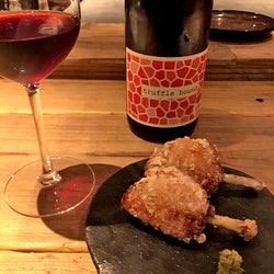 飲み手のツボを心得た究極の定番たち、渋谷『酒井商会』で出会う居酒屋の理想形