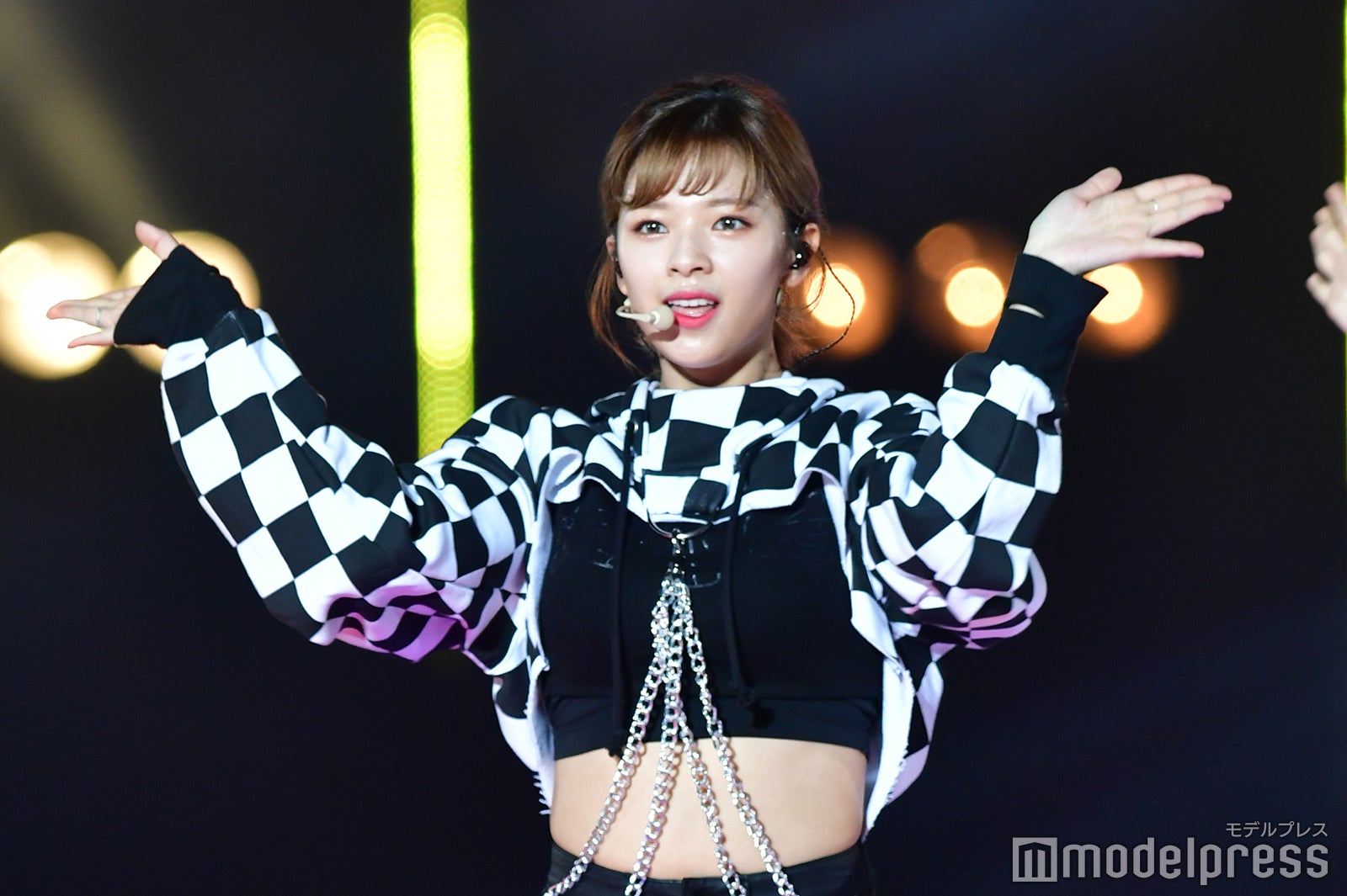 TWICE （C）モデルプレス