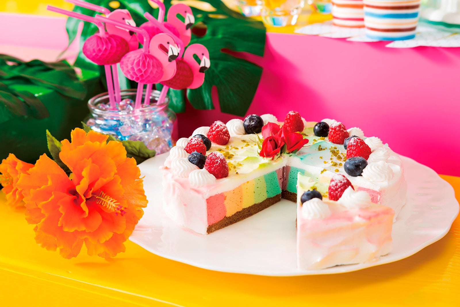 レインボーチーズケーキ／画像提供：ヒルトン東京ベイ