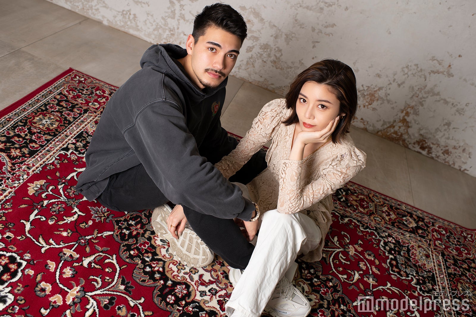 石倉ノア、島袋聖南（C）モデルプレス