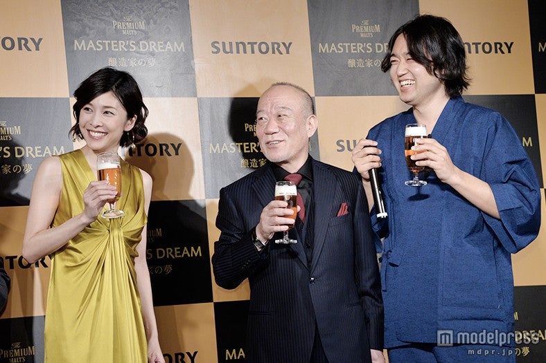 写真左より：竹内結子、久石譲氏、武田双雲氏