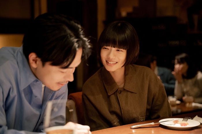 成田凌、杉咲花「冬のなんかさ、春のなんかね」第7話(C)日本テレビ