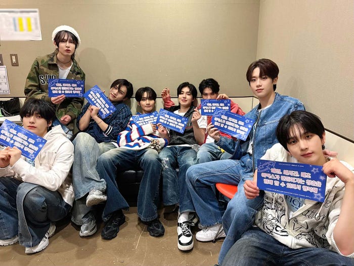 EPEX(C)C9 Entertainment/CJ ENM Japan Inc.