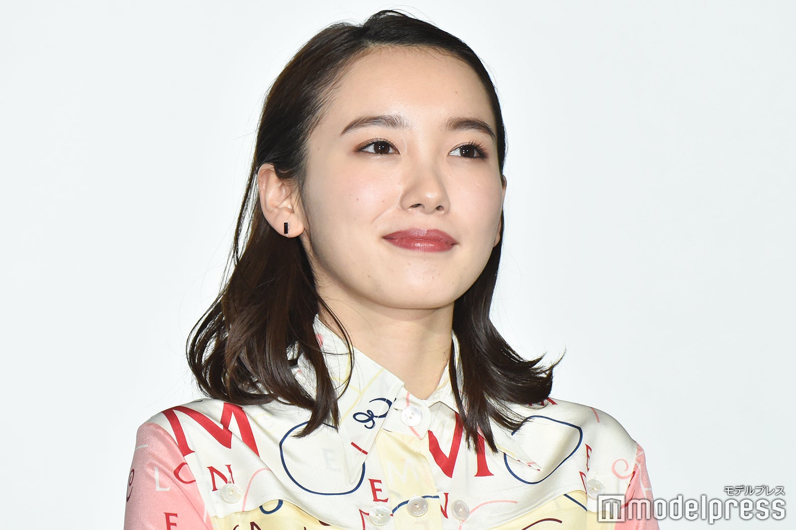 飯豊まりえが涙 9歳で芸能界入りした理由＆葛藤を明かす