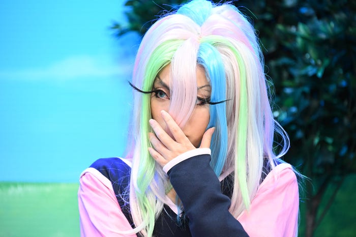 人気マンガに登場する美食家四天王の一人のキャラに扮した有名人(C)日本テレビ