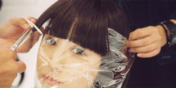 田中みな実 ヘアカット中 ぱっつん前髪 ショットに 雰囲気全然違う の声 モデルプレス 田中みな実 ヘアカット中 ぱっつん前髪 ショットに 雰囲気全然違う の声 モデルプレス
