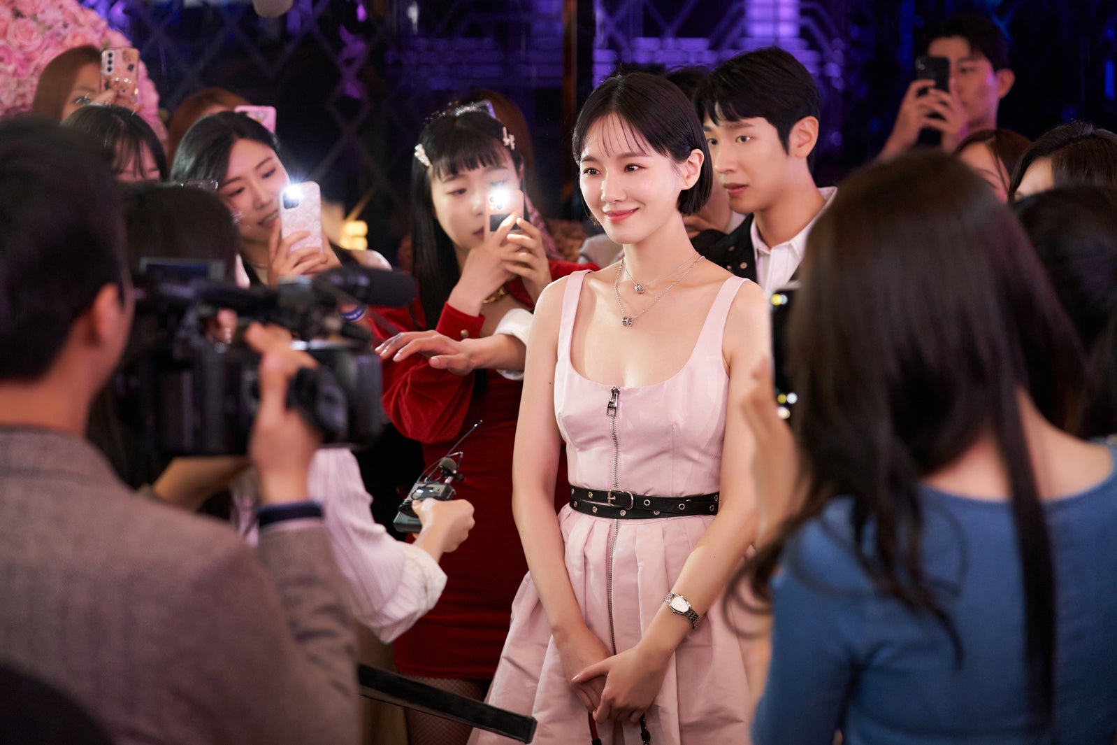 Netflixシリーズ「セレブリティ」2023年独占配信開始