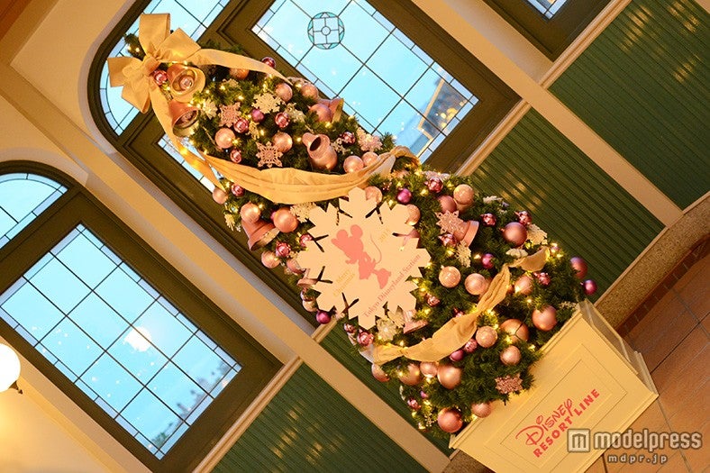 「東京ディズニーランド・ステーション」ミニーのツリー