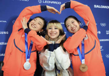 メダルのご褒美は？フィギュア女子は三者三様 坂本は唸るように「速攻帰って・・・えへへ、お寿司が食べたい」17歳中井は「ティラミス」女王リュウは？