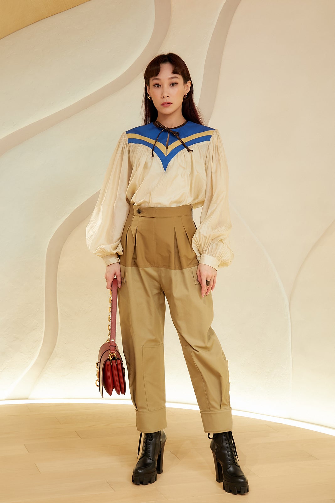 マドモアゼル・ユリア（C）Louis Vuitton