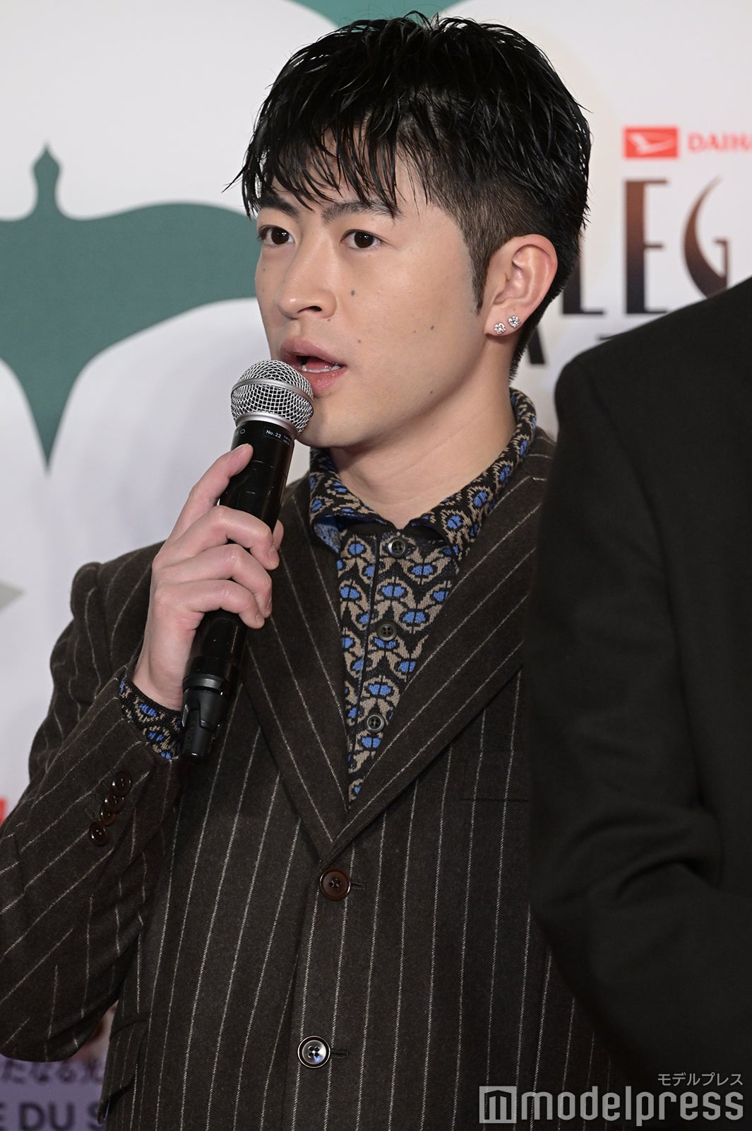 佐野玲於（C）モデルプレス