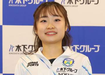 「まおちゃん、店員さんに？」 世界ジュニア4連覇スケーター「初めてのアメリカ」を報告 写真15枚投稿 SNS「雰囲気も笑顔も全部キラキラ」