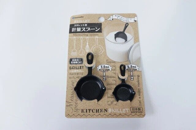 ダイソー 計量スプーン(スキレット)ブラック パッケージ ダイソー 計量スプーン(スキレット)ブラック パッケージ