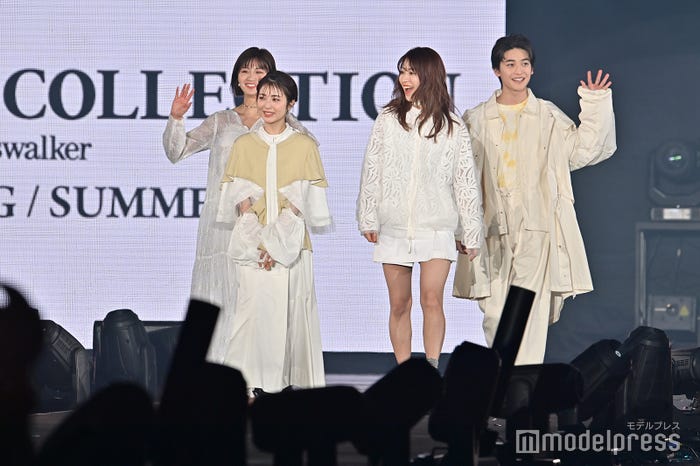 岡崎紗絵、浜辺美波、瀧本美織、高橋文哉 (C)モデルプレス