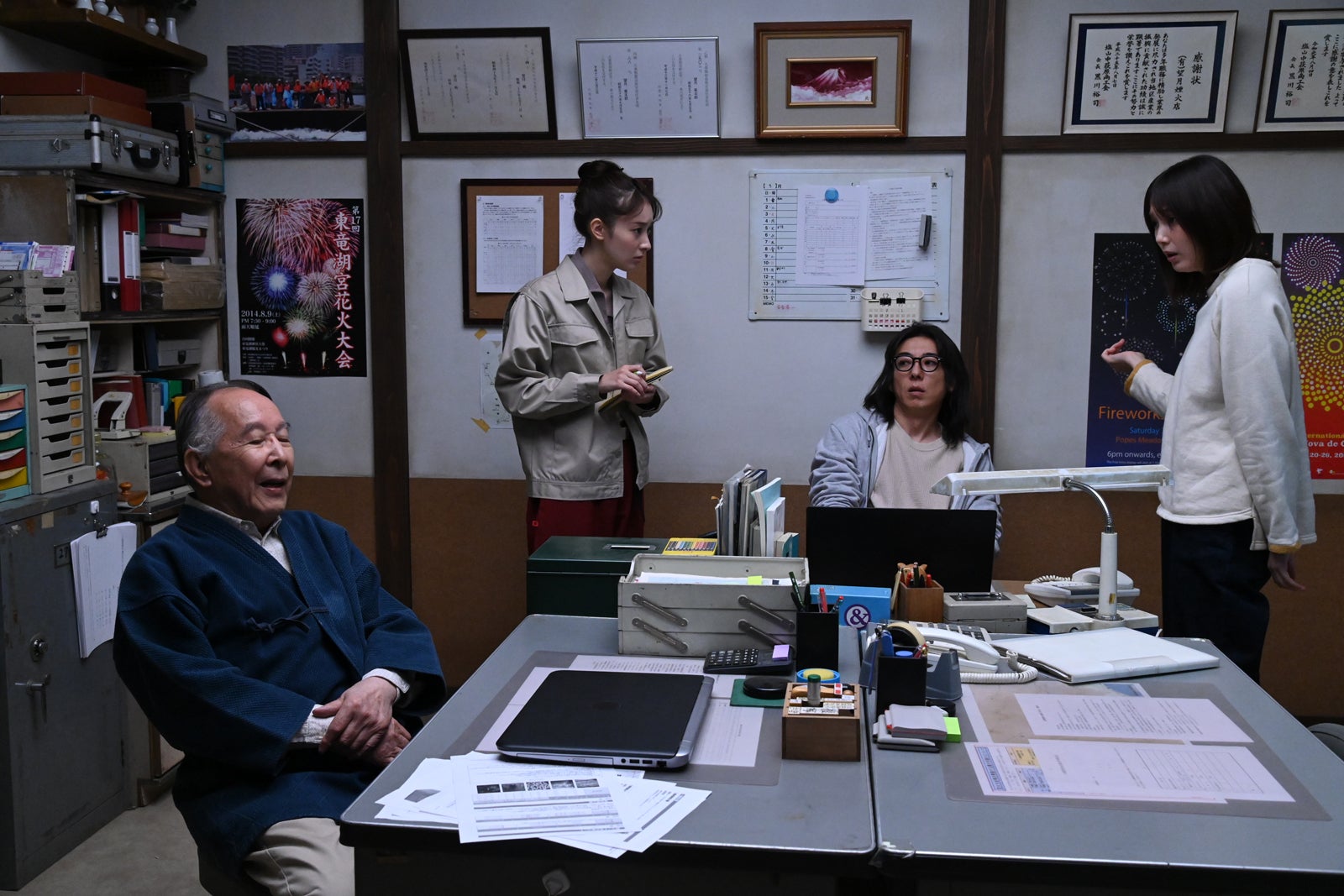 橋爪功、宮本茉由、高橋一生、本田翼「6秒間の軌跡～花火師・望月星太郎の2番目の憂鬱」第7話より（C）テレビ朝日