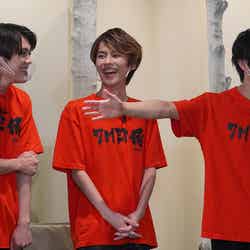 7 MEN 侍（左から）佐々木大光、矢花黎、菅田琳寧 （C）TOKYO MX