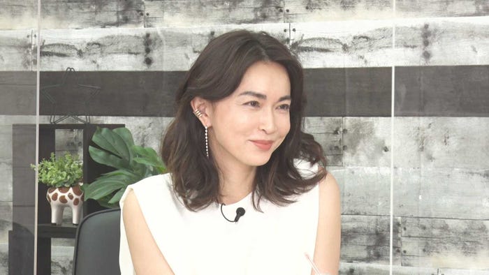 長谷川京子 (C)フジテレビ