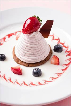 「とちおとめモンブラン」店舗名:コバラヘッタ(2F)価格630円(税込)/画像提供:JA全農とちぎ