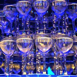 幻想的なクラゲのグラスツリーイメージ/画像提供:新江ノ島水族館