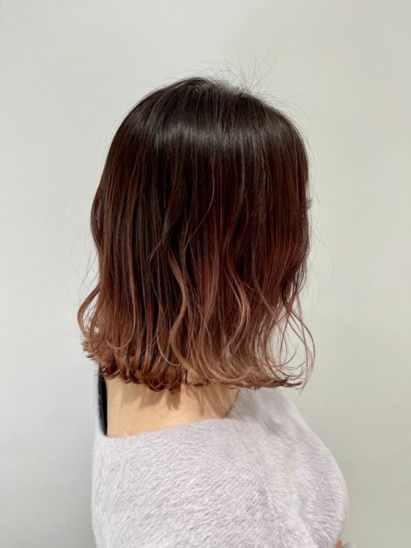 大人のピンクアッシュヘアカラー15選 おすすめしたい色落ちも可愛いトレンドの髪色 モデルプレス 大人のピンクアッシュヘアカラー15選 おすすめしたい色落ちも可愛いトレンドの髪色 モデルプレス