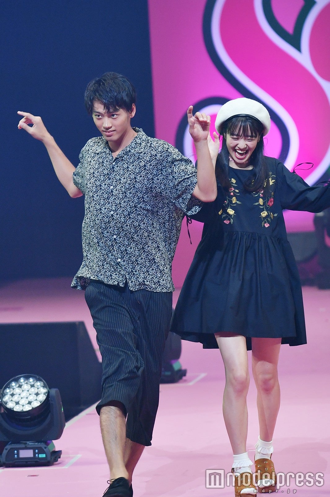 竹内涼真&横田真悠 （C）モデルプレス