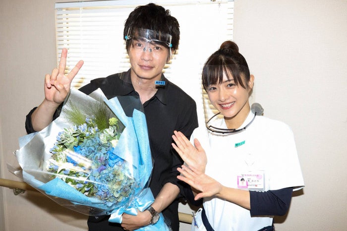田中圭 アンサング シンデレラ 撮了 石原さとみが労う モデルプレス 田中圭 アンサング シンデレラ 撮了 石原さとみが労う モデルプレス