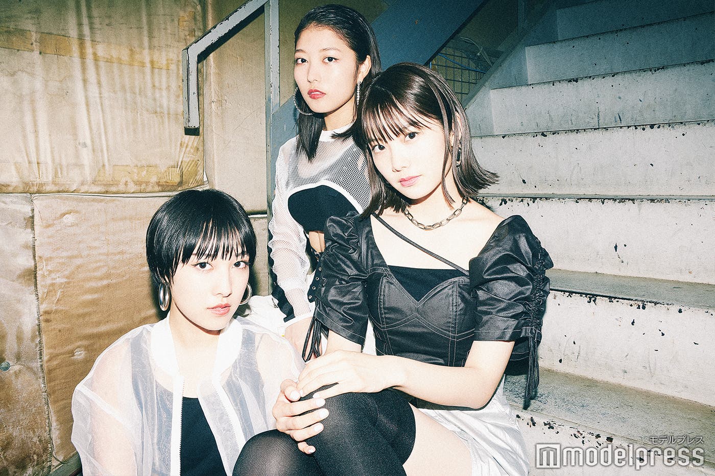 クールでマニッシュな雰囲気に(C)モデルプレス