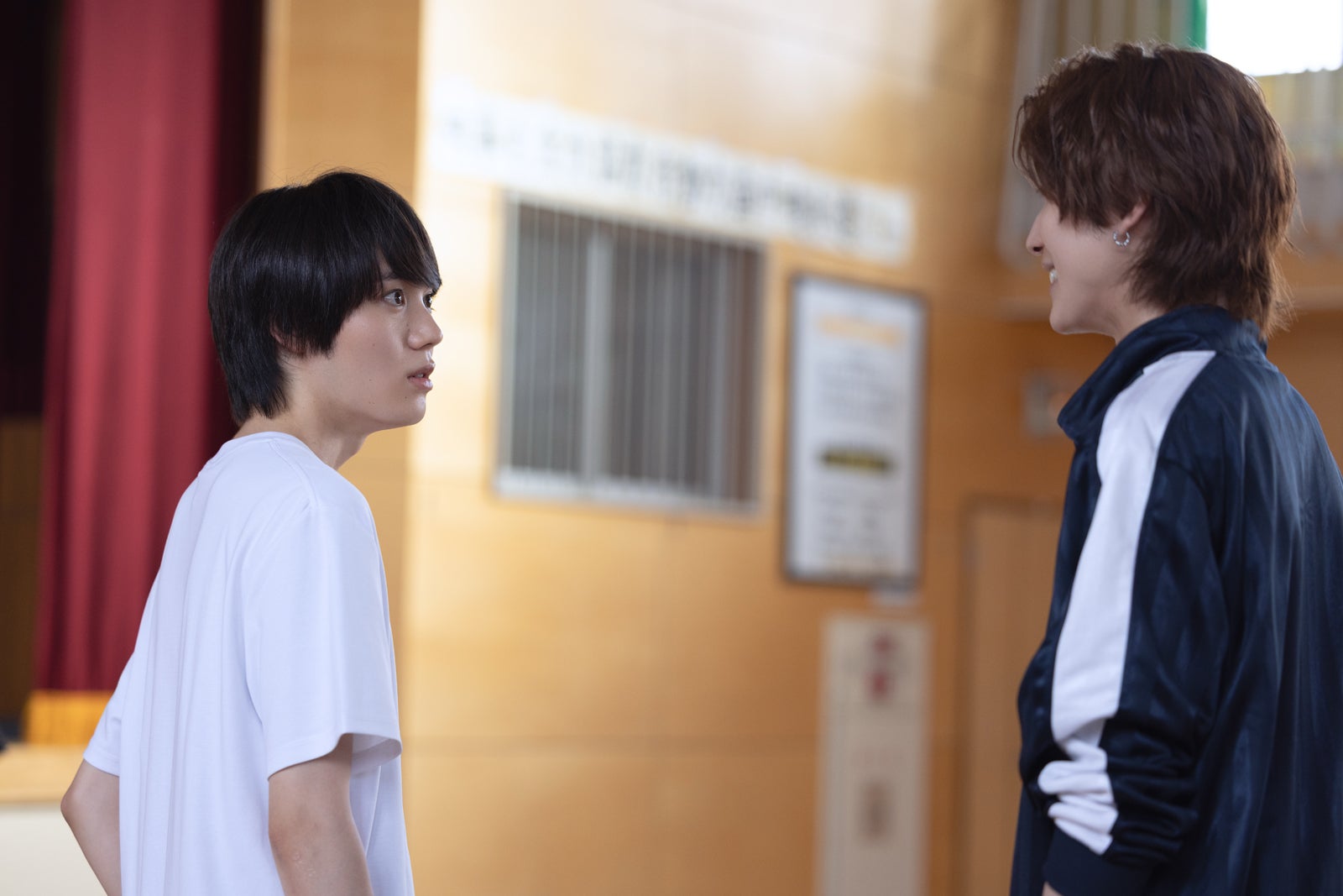 小泉光咲、四坂亮翔（C）「陽キャ集団にいる芹沢は、俺の前だと様子がおかしい」製作委員会