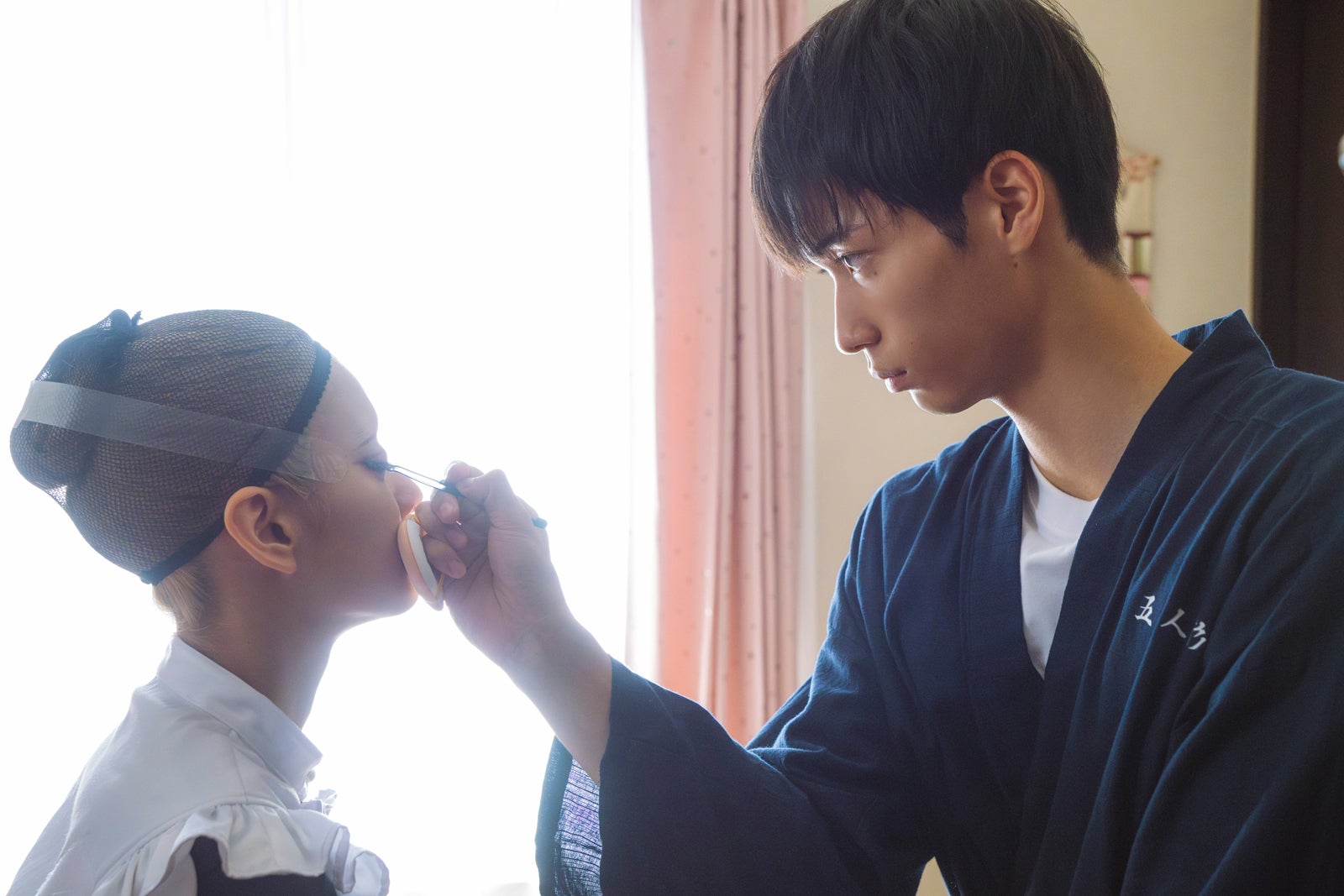 永瀬莉子、野村康太「その着せ替え人形は恋をする」第6話（C）福田晋一／SQUARE ENIX・ドラマ「その着せ替え人形は恋をする」製作委員会・MBS