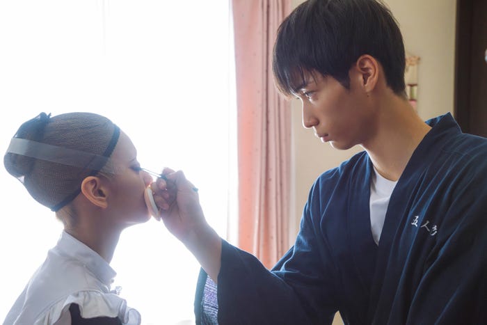 永瀬莉子、野村康太「その着せ替え人形は恋をする」第6話(C)福田晋一/SQUARE ENIX・ドラマ「その着せ替え人形は恋をする」製作委員会・MBS