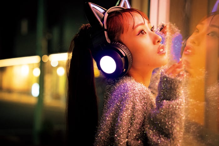 向井地美音ファースト写真集「胸騒ぎの正体」撮影:中村和孝 ワニブックス刊