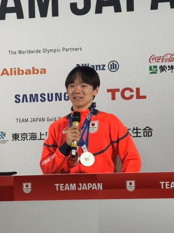 2大会連続銀の鍵山優真「不健康なもの食べたい」 フリー衣装が宇野昌磨さんに酷似？「たまたま」と奇縁強調も「結構似ているな」とニヤリ