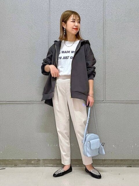 グローバルワーク　優秀パンツ　低身長　スタイルアップコーデ　ウツクシルエットテーパードパンツ