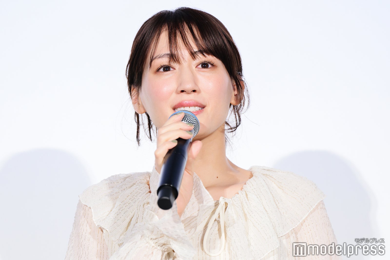 綾瀬はるか（C）モデルプレス