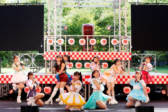 「つばきファクトリーの夏祭り2023 ~灼熱~」より(提供写真)