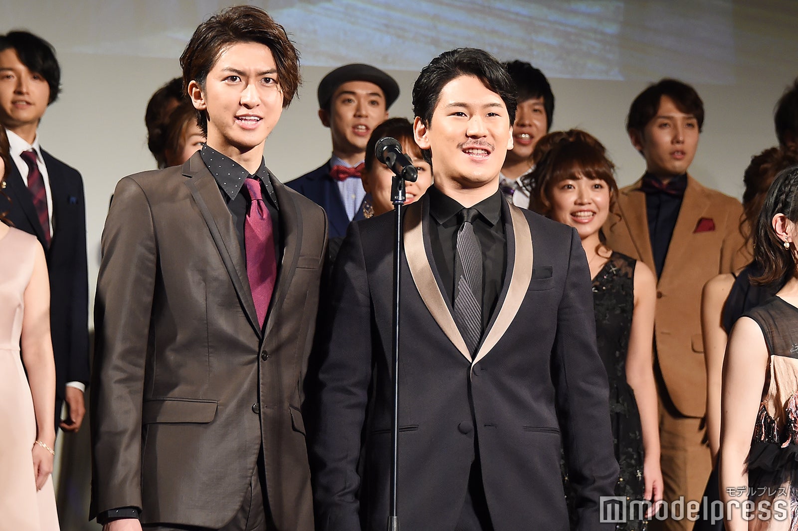 （左から）相葉裕樹、小野田龍之介（C）モデルプレス