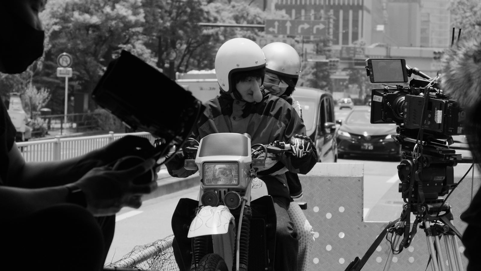 永山瑛太＆川栄李奈主演「半透明なふたり」メイキング映像カット （提供写真）