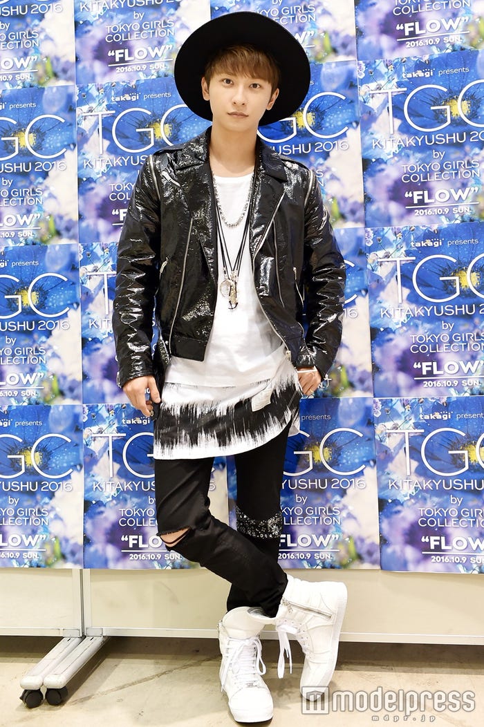 與真司郎(C)モデルプレス