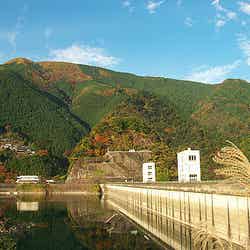 Okutama lake(Ogouchi dam) by woinary