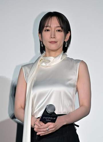 吉岡里帆 自宅内の行動は最速で お風呂上がりは「フッと拭きます」